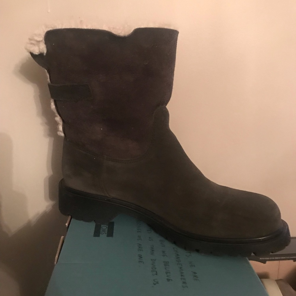 Winter boots